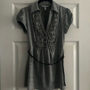 Speechless Gray Career Stretch Textured Button Up Top w/Braided Leather Belt EUC